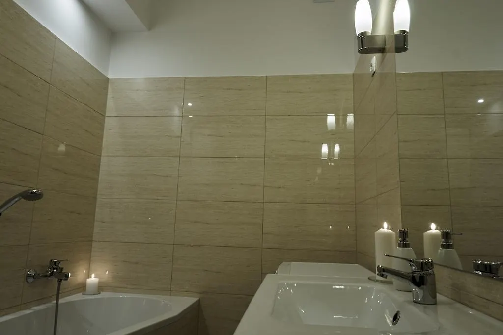 Apartmán Karolyi Garden | Hostaid Budapešť 0*,  Maďarsko